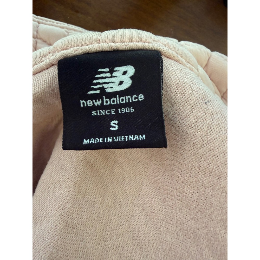 New Balance Jacket Womens Small Pink  Quilted Full Zip Thumbhole Active - Picture 4 of 8